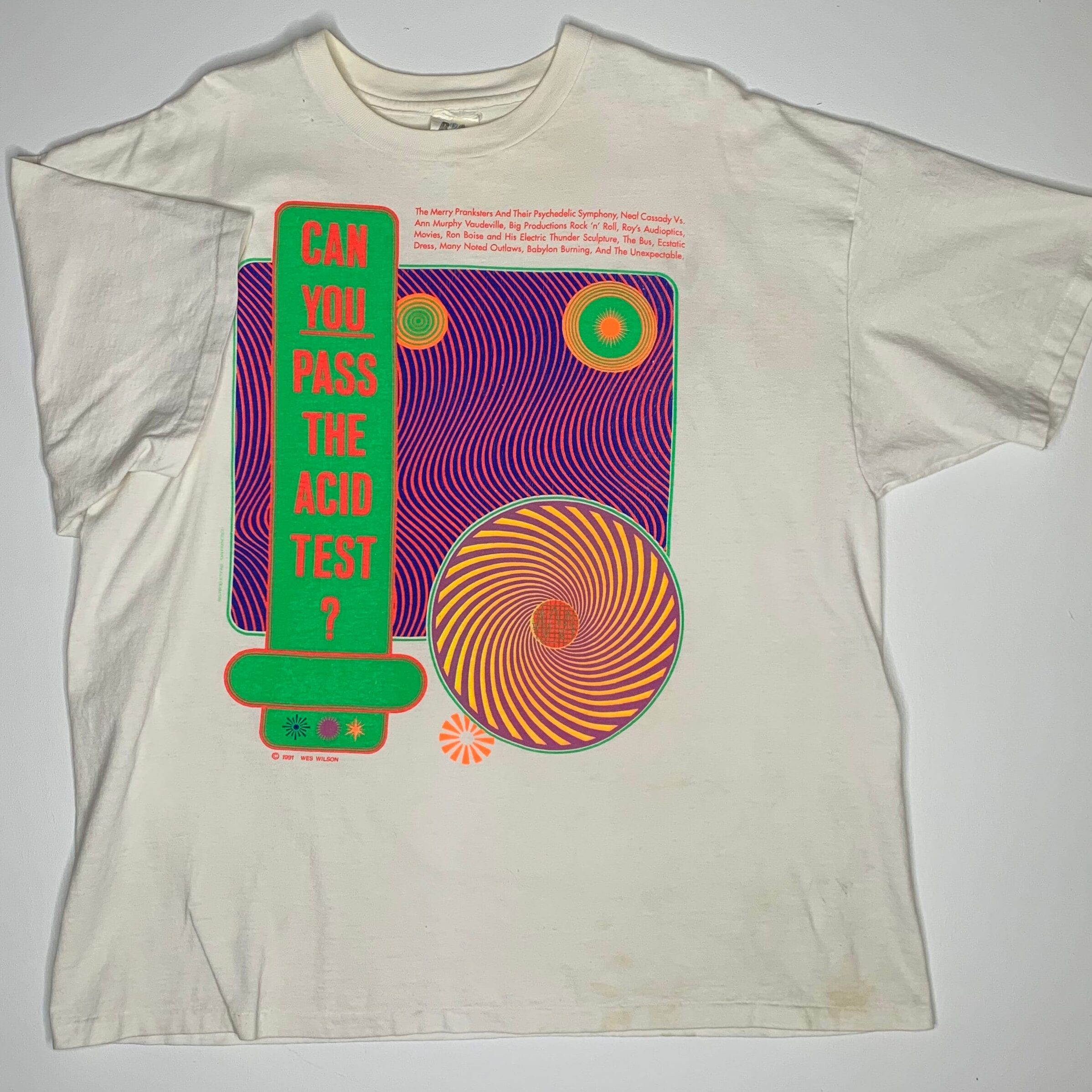 Camiseta vintage de los años 90 ¿Puedes pasar la prueba de ácido?